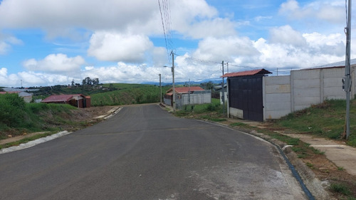 Imagen 3 de 3 de Precioso Lote Listo Para Construir 151m2