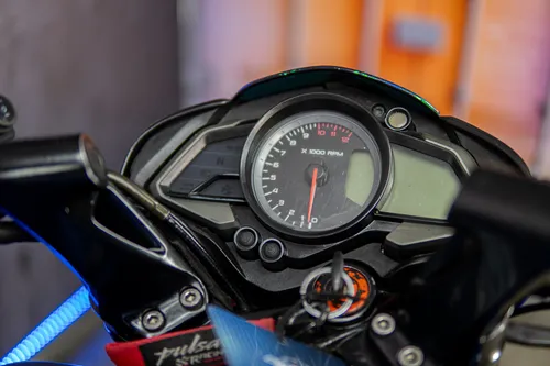 Bajaj Pulsar Ns 200 2014
