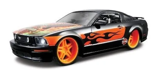 Maisto 01:24 W - B Harley Davidson Personalizada Ford Mustan