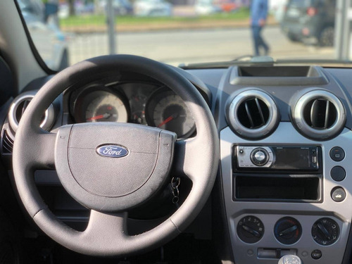 Ford Fiesta 1.6 Mpi Hatch 8v Flex 4p Manual