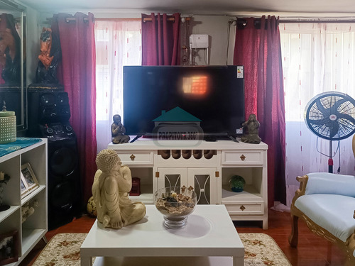 Vendo Departamento Living Amplio Y 2 Dormitorios, La Farfana