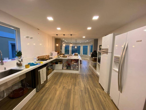 Imagem 12 de 27 de Casa Com 4 Dormitórios À Venda, 252 M² Por R$ 1.680.000,00 - Vargem Grande - Teresópolis/rj - Ca0819