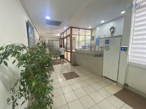 Departamento En Venta De 3 Dormitorios En Barrio Franklin