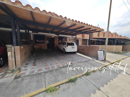  En Venta Town House De 2 Niveles Los Aleros, Nueva Casarapa Guarenas 