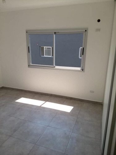 Imagen 10 de 13 de Depto Venta 2 Amb - San Justo - ¡ Cochera Y Sum !