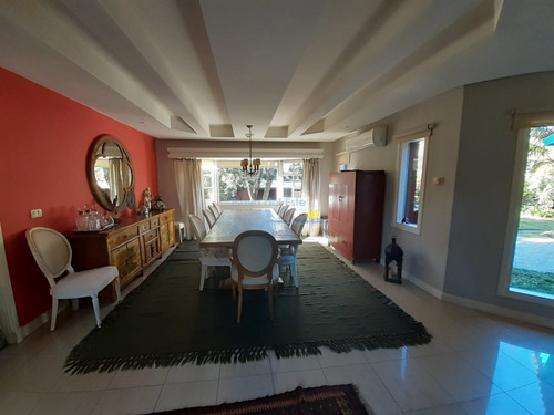 Exelente Residencia, Ideal Para Vivir Todo El Año En Punta Del Este.- Ref: 11375