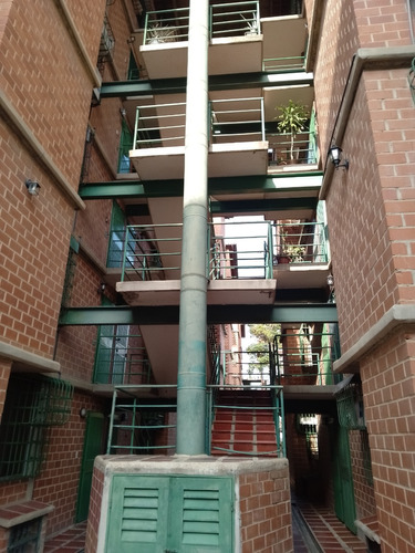 Venta Apartamento Duplex, Urb. Nueva Casarapa, La Ribera