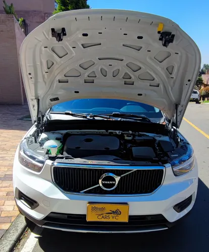 Volvo XC40 2.0 D4 Awd Momentum