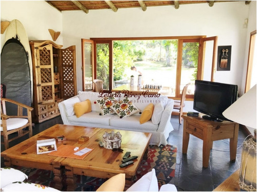 Imagen 3 de 21 de Venta Casa En Montoya 5 Dormitorios