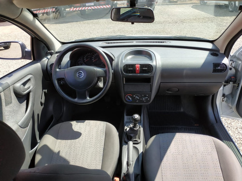 Chevrolet Corsa Maxx 1.4 2010 4 Pneus Zero Único Dono