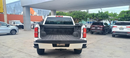 Chevrolet Silverado 5.4 2500 Doble Cabina Ls 4x2 At