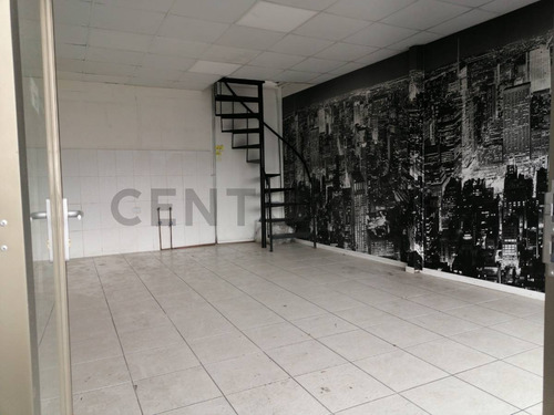 Arriendo Local Comercial Paicavi, Frente U San Sebastián
