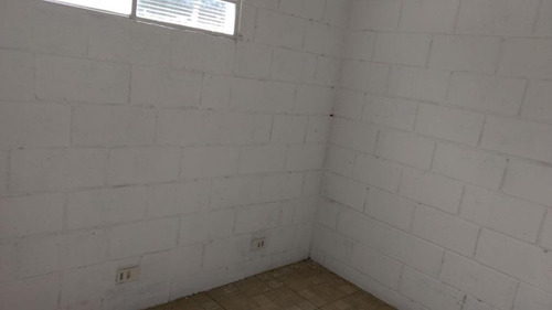 Imagem 5 de 6 de Terreno Para Alugar, 326 M² Por R$ 1.600,00/mês - Vila Cordenonsi - Americana/sp - Te0146