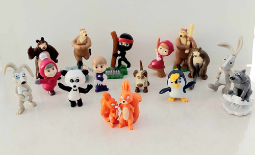 Coleccion De Figuras De Masha Y El Oso De Huevo Kinder. C7