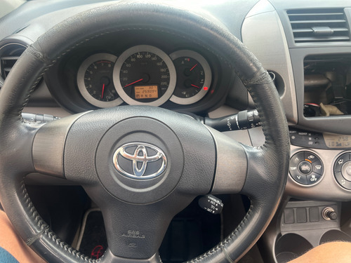 Toyota RAV4 2.4 4x4 Aut. 5p
