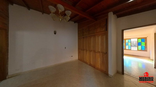 Casa-local En Arriendo En Medellín - La Castellana