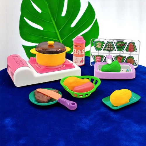 Cocinita Infantil Asador Comida Y Trastecitos De Juguete Color Colores