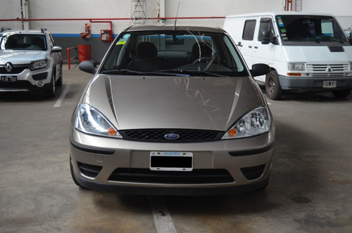 Imagen 5 de 14 de Ford Focus 1.6 Ambiente 4p 2008 Unico
