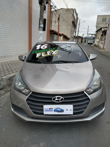 Imagem 3 de 15 de Hyundai Hb20 2016 1.0 Comfort Flex 5p