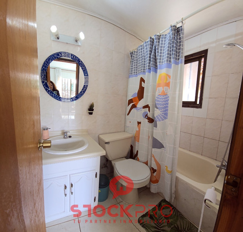 Venta Casa Amoblada En Algarrobo, 3d + 3b + 3est.