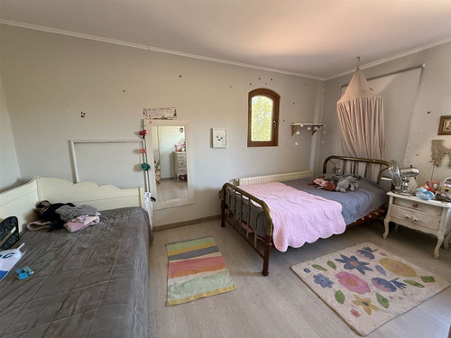 Linda Casa En Parcela Estilo Chileno 5d, 3b Buenos Accesos