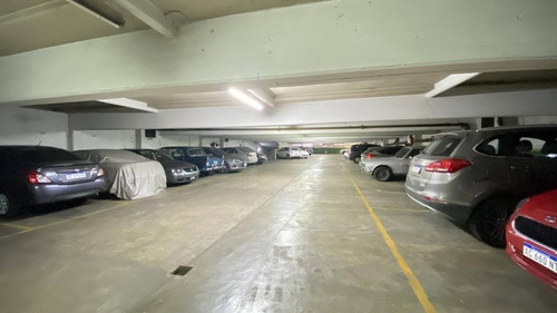 Imagen 3 de 5 de Venta Cochera Fija Y Cubierta Seguridad Belgrano
