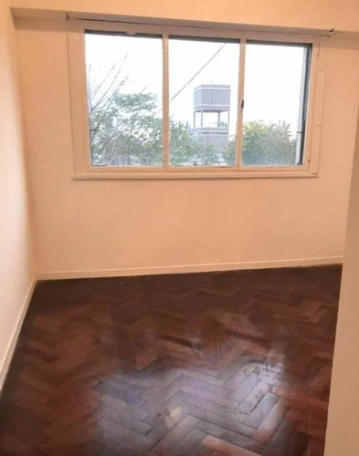 Departamento En Moreno Centro***