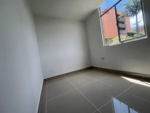 Se Arrienda Apartamento En Altos De Calasanz