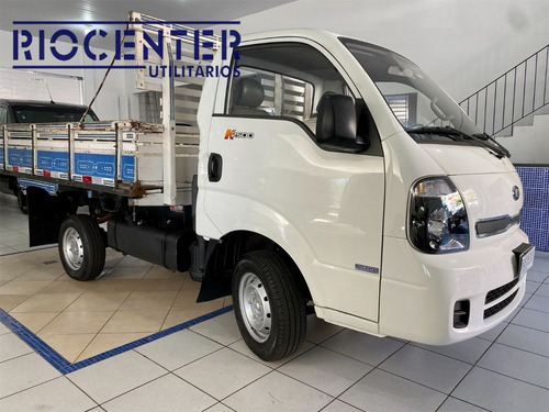 Imagem 1 de 16 de Kia Bongo - 2015/2016 2.5 K-2500 4x2 Cs Turbo Diesel 2p