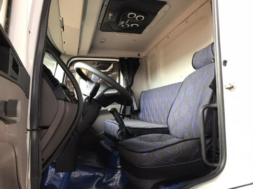 Imagem 4 de 14 de Vw 24280 Constellation 8x2