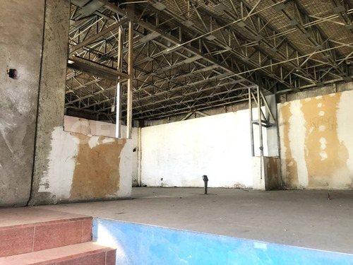 Bodega Con Oficinas En Renta, En La Central De Abastos De La Cdmx