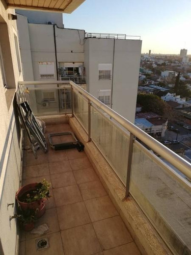 Imagen 9 de 10 de 3 Amb Contrafrente Con Balcon Y Cochera
