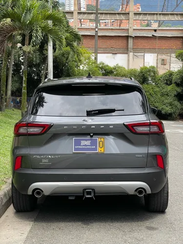 Ford Escape PLATINUM HÍBRIDA 2.5 4X4 AUTOMÁTICA