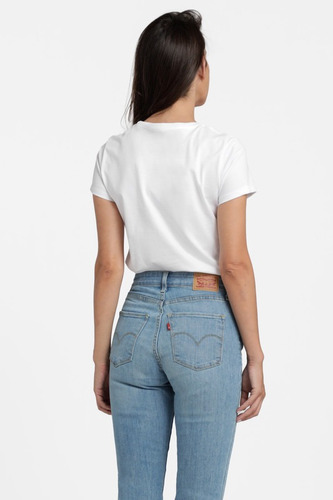 Imagen 4 de 5 de Escoge Tu Playera Levi's® Mujer
