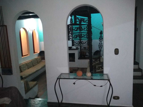 Imagem 10 de 14 de Chacara 2.500 M2 - Embu Guaçu - Otima Oportunidade