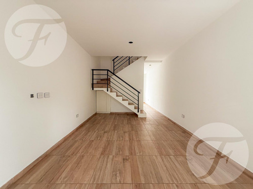 Venta En Bloque - Complejo De 3 Duplex - Castelar Sur