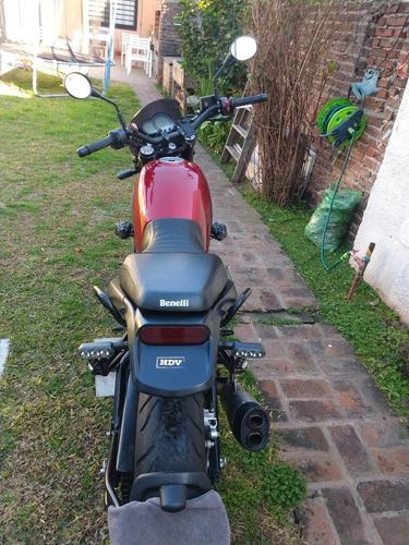 Imagen 3 de 12 de Benelli Leoncino 500