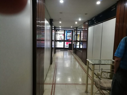 Imagen 1 de 8 de Zona Tribunales Oferta