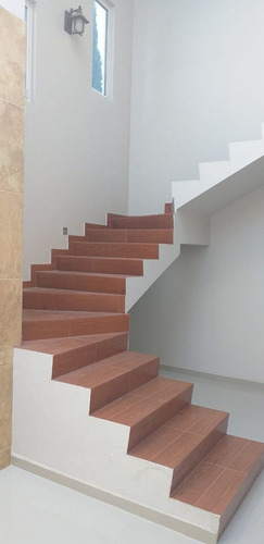 Casa En Venta En Horizontes Ii, S.l.p