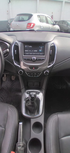 Imagen 13 de 15 de Chevrolet Cruze Lt 1.4