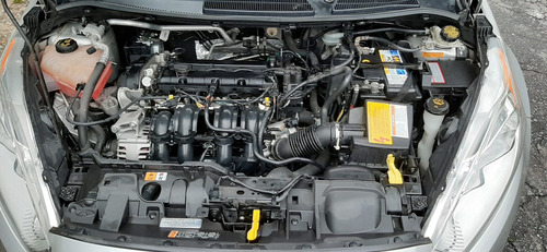 Ford New Fiesta Sedan Titanium Powershift