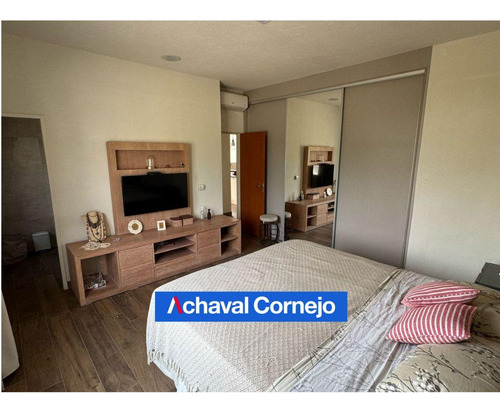 Casa De Una Planta Al Agua En Alquiler Amoblada En Ceibos, Puertos
