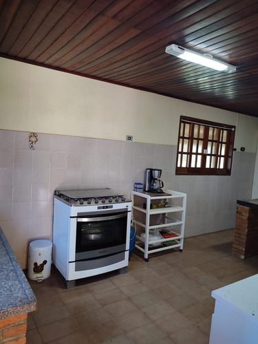 Imagem 6 de 14 de Chácara 9000m2, Casa Sede Com 3 Dormitórios, 1 Suíte, Casa De Caseiro Com 1 Dormitório, Área De Lazer Com Churrasqueira E Forno Pão/pizza - Ch00213 - 70645551