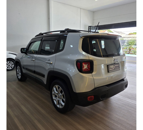 Jeep Renegade 1.8 16V FLEX LONGITUDE 4P AUTOMÁTICO