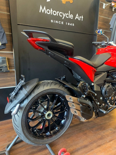 Imagen 24 de 25 de Mv Turismo Veloce Rosso 800 2022, No Ducati, No Bmw, No Ktm.