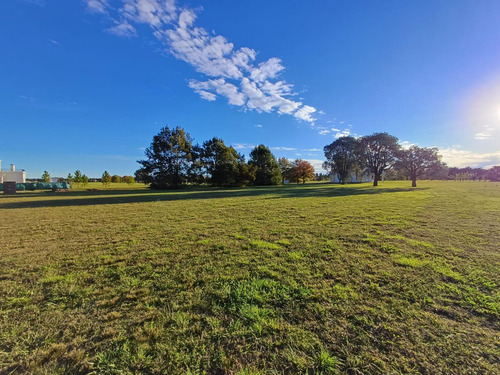 Venta-lote En Chacras La Primavera Golf- Carlos Keen- Lujan-3270 M2
