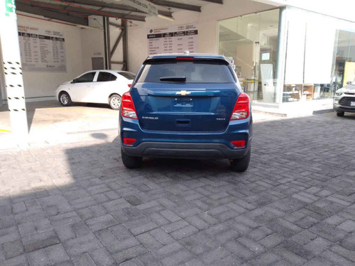 Imagen 3 de 9 de Chevrolet Trax 2019 5p Ls L4/1.8 Man