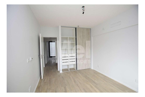 Imagen 14 de 30 de Excelente 3 Ambientes Con Balcón, Patio Propio Y Cochera