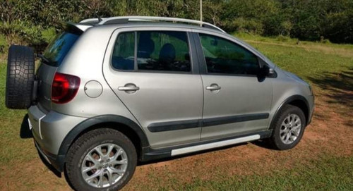 Imagem 1 de 8 de Volkswagen Crossfox 2013 1.6 Vht Total Flex I-motion 5p