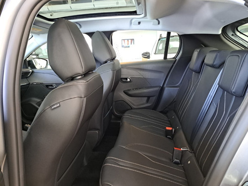 Imagen 11 de 25 de Peugeot 208 Feline Tiptronic Am23.5 0km